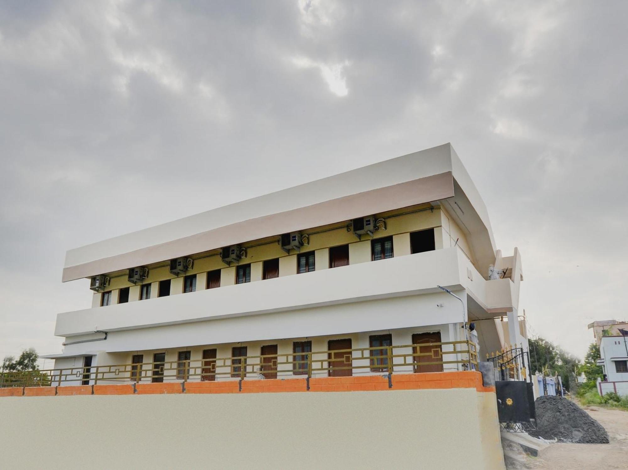 Hotel O Aruthraa Residency Podanur Luaran gambar